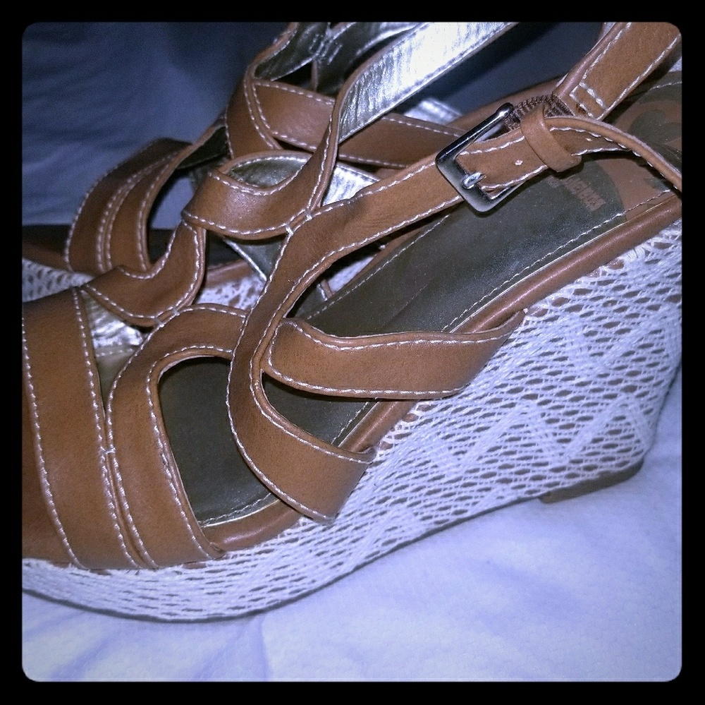 Brand New Fergalicious Wedges size 7M